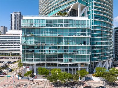 Comprar apartamento no Marina Blue CU8B