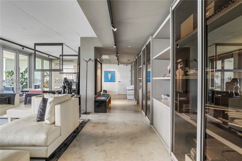 Comprar apartamento no Marina Blue CU8B