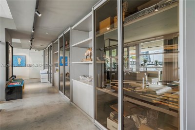 Comprar apartamento no Marina Blue CU8B