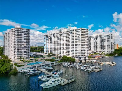 Del Prado South Tower Apt #902