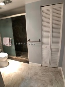 Comprar apartamento en The Hemispheres 11K