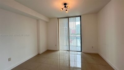 Comprar apartamento no Axis on Brickell South Tower 1102-S