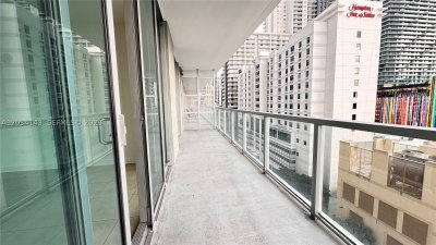Comprar apartamento no Axis on Brickell South Tower 1102-S