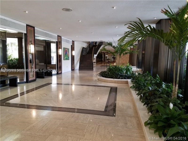 Apartment for rent at Oceanside Plaza 9V