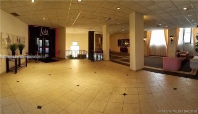 Aluguel de apartamento no Oceanside Plaza 9V