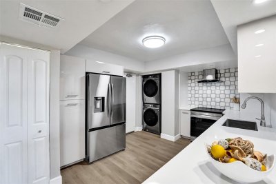 Comprar apartamento en The Tower at Port Royale 905
