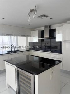 Aluguel de apartamento no Jade Ocean 3101