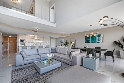 Comprar apartamento en Parque Towers at St. Tropez 5-506