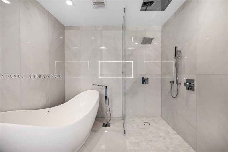 Comprar apartamento en Parque Towers at St. Tropez 5-506