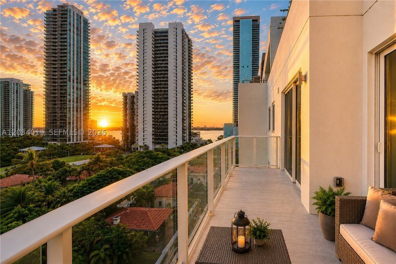 Condo for sale at 26 Edgewater 806