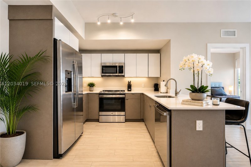 Condo for sale at 26 Edgewater 806