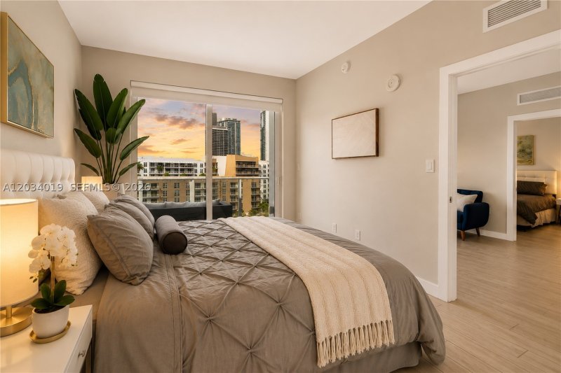 Condo for sale at 26 Edgewater 806