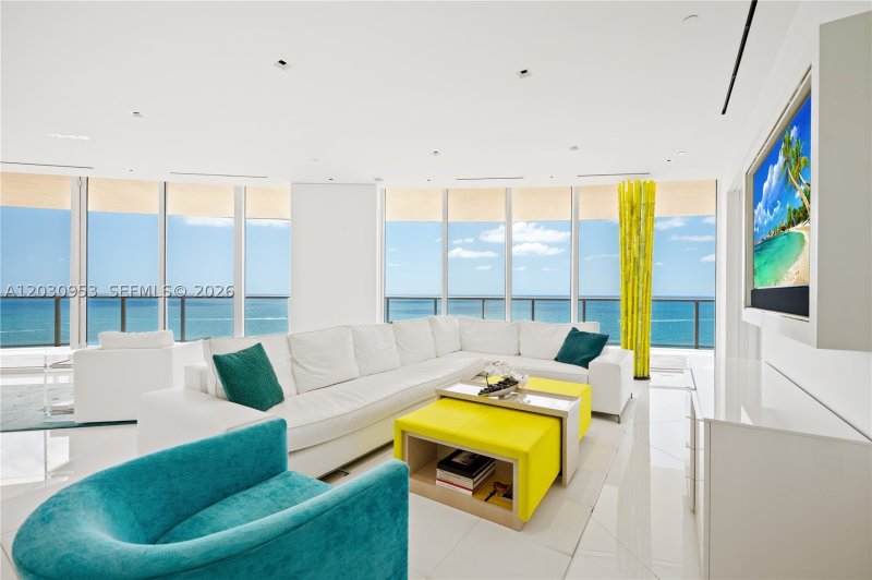 Condo for sale at St Regis Bal Harbour Center Tower 2000