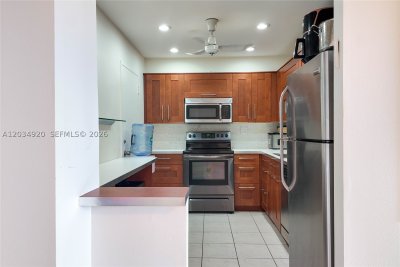 Aluguel de apartamento no The Hemispheres 5B