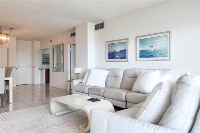 Aluguel de apartamento no The Hemispheres 5B