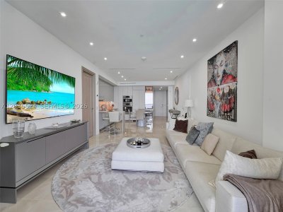 Aluguel de apartamento no St Regis Bal Harbour Center Tower 2501/03