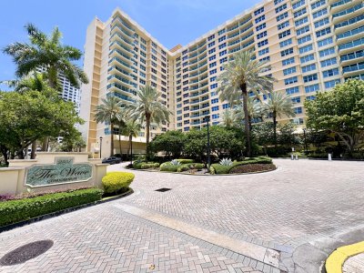 Alquiler de apartamento en The Wave Condo 326
