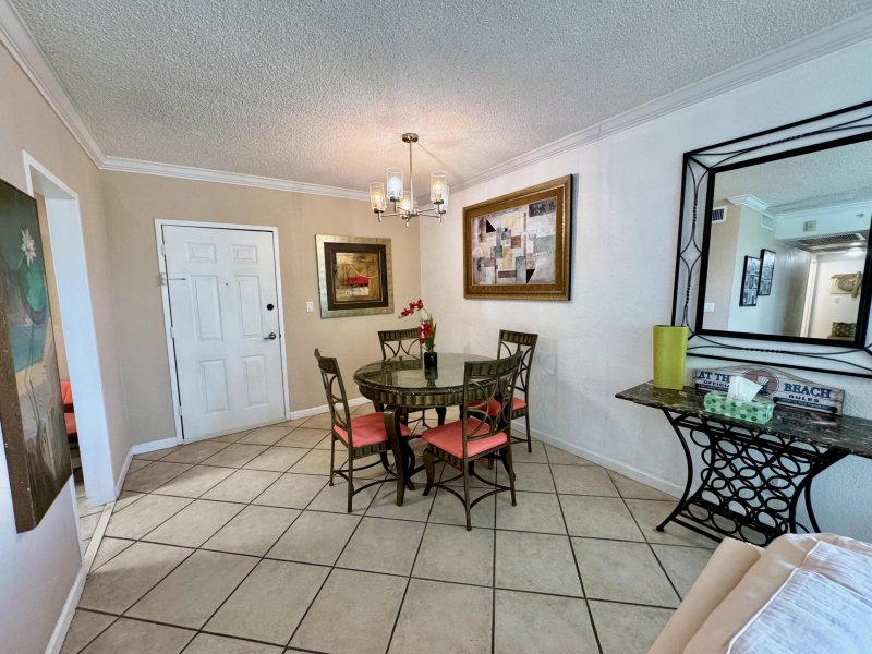 Alquiler de apartamento en The Wave Condo 326