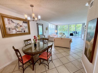 Alquiler de apartamento en The Wave Condo 326