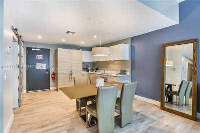 Comprar apartamento no Costa Hollywood N516