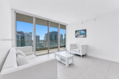 Comprar apartamento en Mint at Riverfront 3611