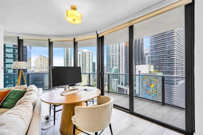Alquiler de apartamento en Brickell Heights East 2103