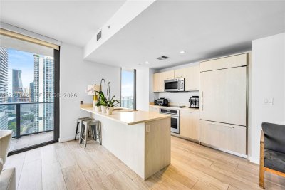 Alquiler de apartamento en Brickell Heights East 2103