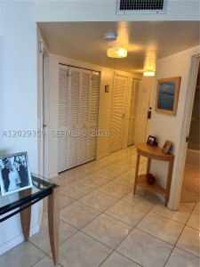 Comprar apartamento en Brickell Bay Club 1402
