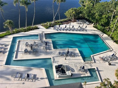 Brickell Bay Club Apt #1402