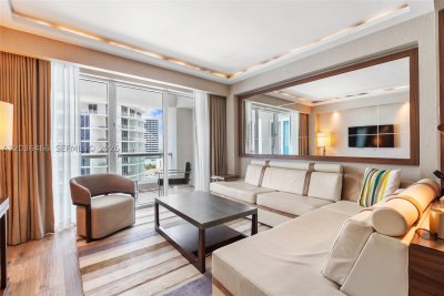 Comprar apartamento en Ritz Carlton Residences Fort Lauderdale Beach H1007