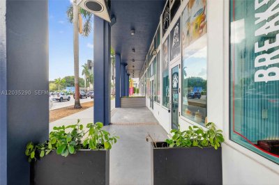 Comprar apartamento no 1800 Biscayne Plaza CU1- CU11