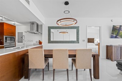 Comprar apartamento no Icon Brickell Tower II 905