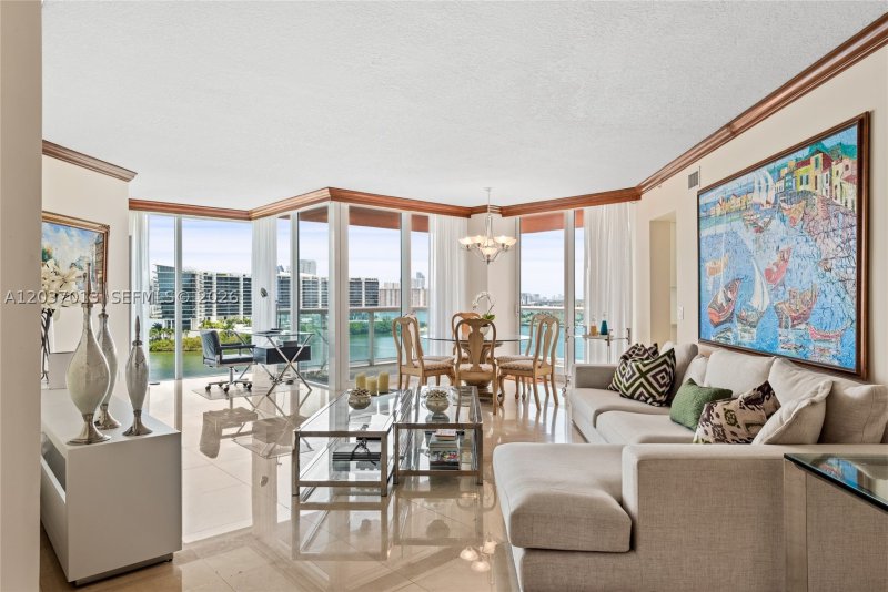Apartment for rent at Hidden Bay 1213