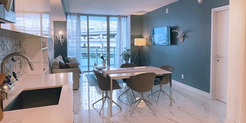 Apartment for rent at Brickell House Condo 610