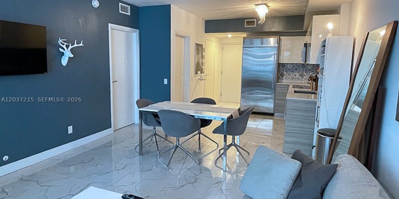 Apartment for rent at Brickell House Condo 610