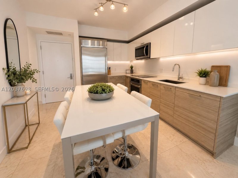 Apartment for rent at Brickell House Condo 1904