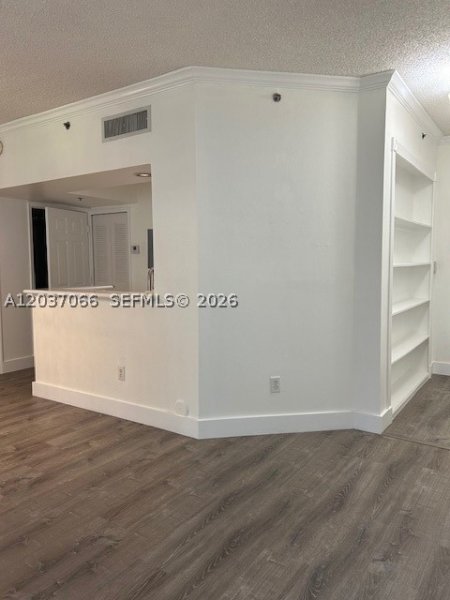 Apartment for rent at Village by the Bay 13112