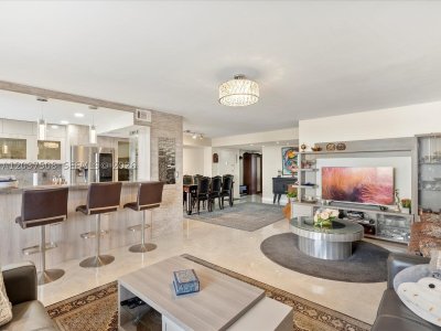 Comprar apartamento en Del Prado South Tower 1401