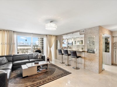 Comprar apartamento en Del Prado South Tower 1401