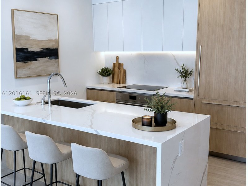 Condo for sale at One Park Tower by Turnberry 509