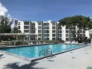 Aluguel de apartamento no Avila Condo 407