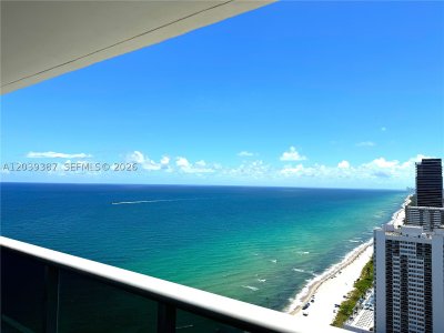 Alquiler de apartamento en Beach Club Two 3303