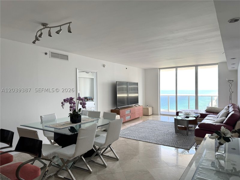 Alquiler de apartamento en Beach Club Two 3303