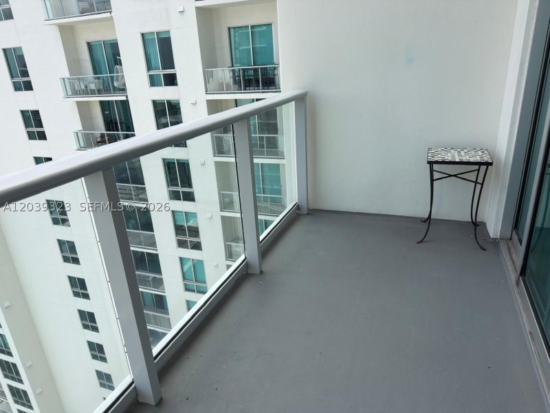 Condo for sale at Met 1 T-3703