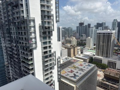 Comprar apartamento en Met 1 T-3703