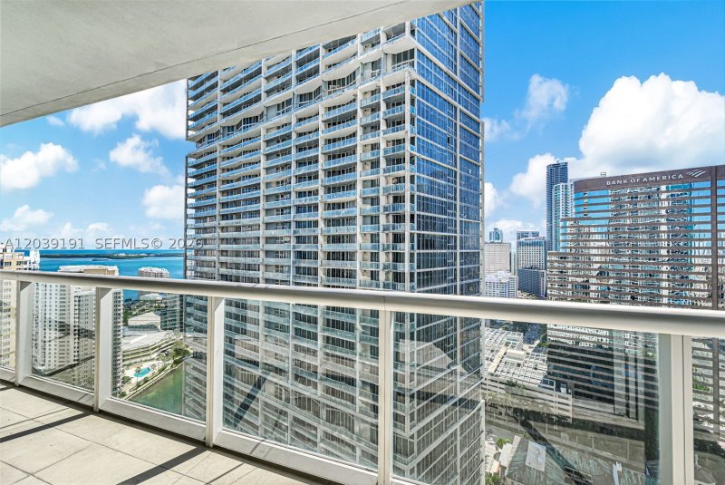 Aluguel de apartamento no Icon Brickell Tower I 3113