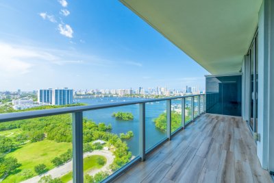 Aluguel de apartamento no The Harbour 2502