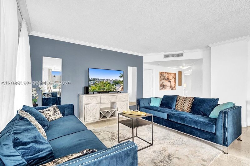Alquiler de apartamento en King David 608