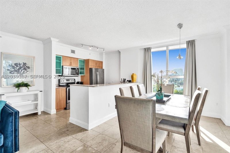 Alquiler de apartamento en King David 608
