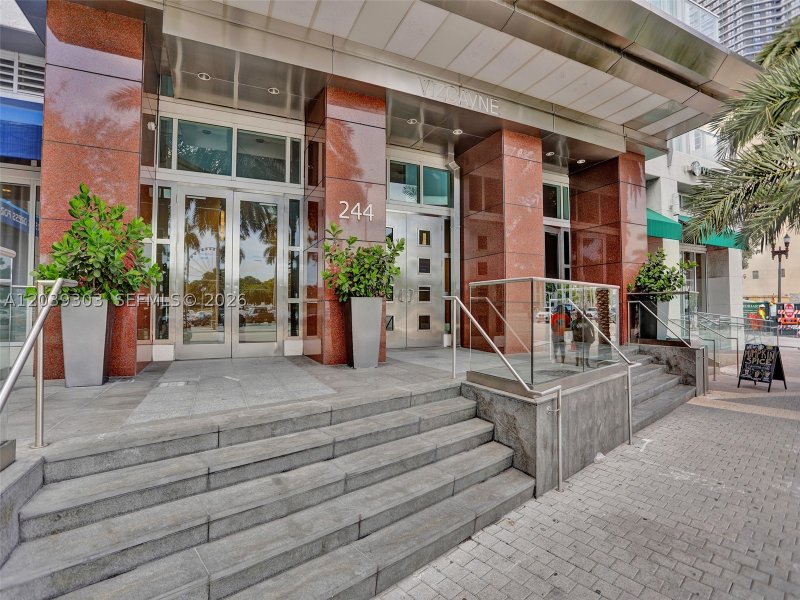Condo for sale at Vizcayne Everglades On The Bay 3409
